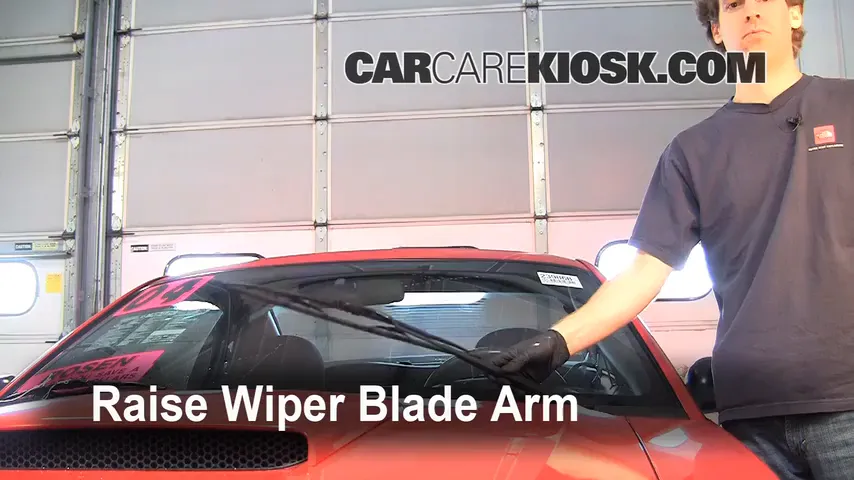2004 Ford Mustang 3.9L V6 Coupe Windshield Wiper Blade (Front)